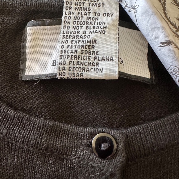 BICE (SAG HARBOR) BLACK CARDIGAN WITH BEADED DRAGON FLY DETAILS-L/NWOT - Picture 5 of 9